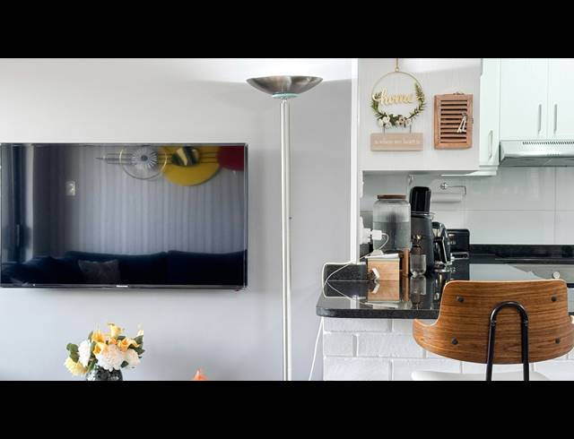 2 BEDROOM APARTMENT FOR SALE IN ESSENWOOD
